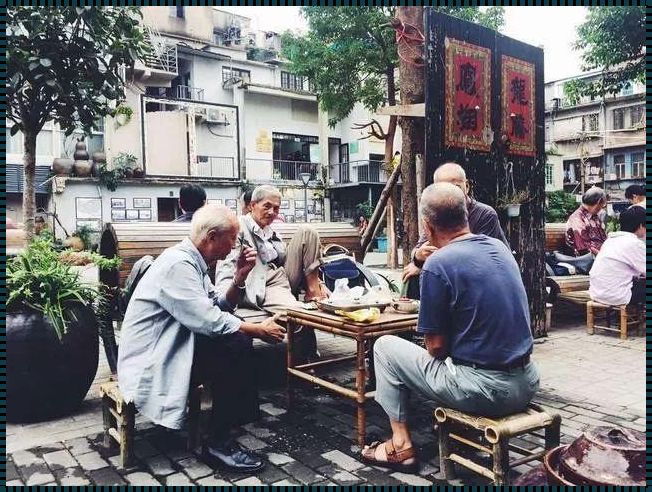 厦门喝茶大学生的防护智慧：健康资讯助力极限挑战